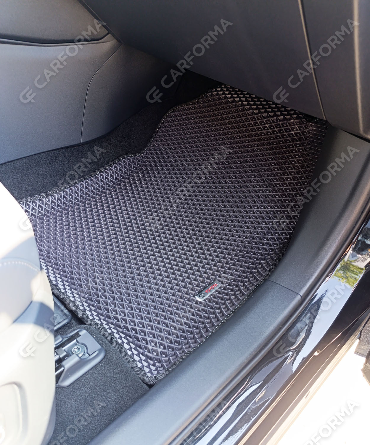 Ворсовые коврики на Toyota Wildlander II 2025&nbsp;-&nbsp;2026 в Перми