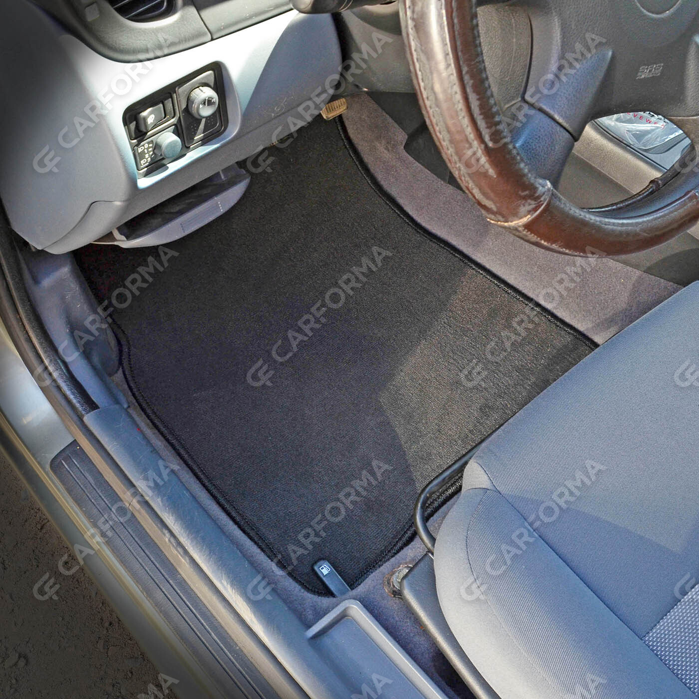 Ворсовые коврики на Nissan Almera 2 (N16) 2000&nbsp;-&nbsp;2006 в Перми
