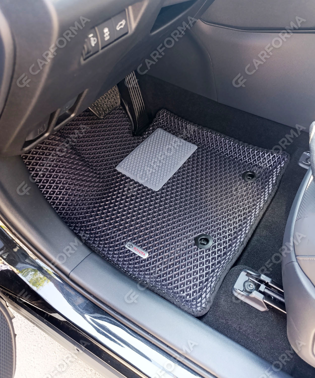 Ворсовые коврики на Toyota Wildlander II 2025&nbsp;-&nbsp;2026 в Перми