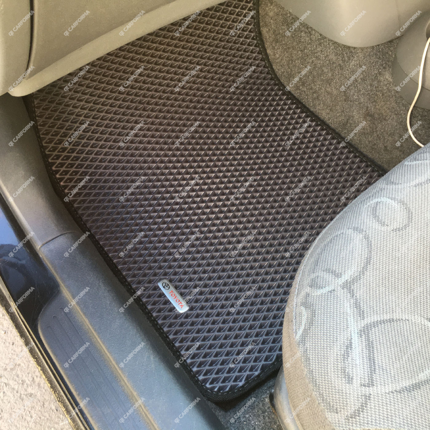 Коврики на Toyota Vitz I 1998&nbsp;-&nbsp;2005 в Перми