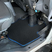 Ворсовые коврики на Isuzu Forward V узкая кабина 2007 - 2025 в Перми
