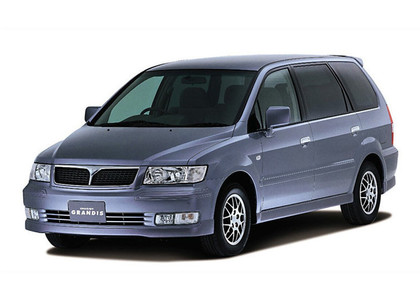 Коврики на Mitsubishi Chariot Grandis 1997 - 2003 в Перми