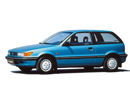 Ворсовые коврики на Mitsubishi Colt III 1988 - 1992 в Перми