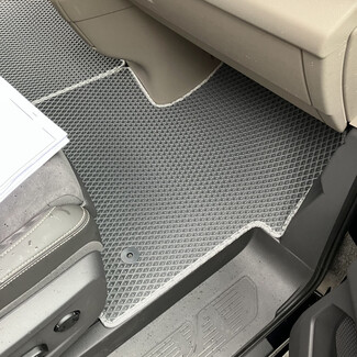Коврики на Volkswagen Multivan (T7) 2021 - 2026 в Перми Коврики на Volkswagen Multivan (T7) 2021 - 2026 в Перми