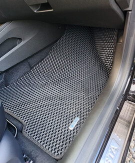 Коврики на Lada (ВАЗ) Aura 2023&nbsp;-&nbsp;2025 в Перми