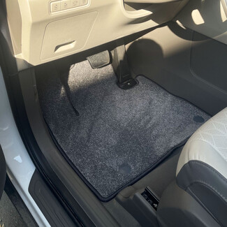 Коврики на KIA Carnival IV 11 мест 2020 - 2025 в Перми Коврики на KIA Carnival IV 11 мест 2020 - 2025 в Перми