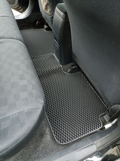 Ворсовые коврики на Toyota Corolla Axio (E14) 2006&nbsp;-&nbsp;2012 в Перми