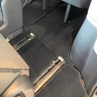 Ворсовые коврики на KIA Carnival IV 8 мест 2020 - 2025 в Перми Ворсовые коврики на KIA Carnival IV 8 мест 2020 - 2025 в Перми