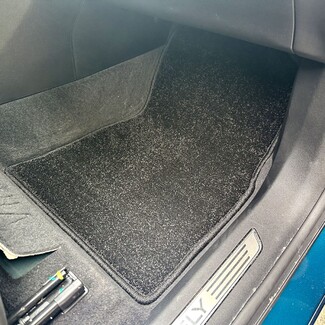 Коврики на Geely Monjaro 2022 - 2026 в Перми Коврики на Geely Monjaro 2022 - 2026 в Перми