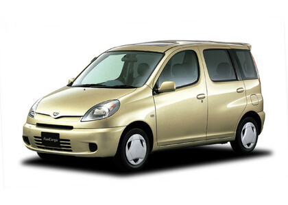 Коврики на Toyota Yaris Verso 1999 - 2006 в Перми