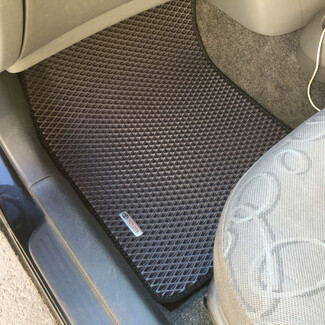 Коврики на Toyota Vitz I 1998&nbsp;-&nbsp;2005 в Перми